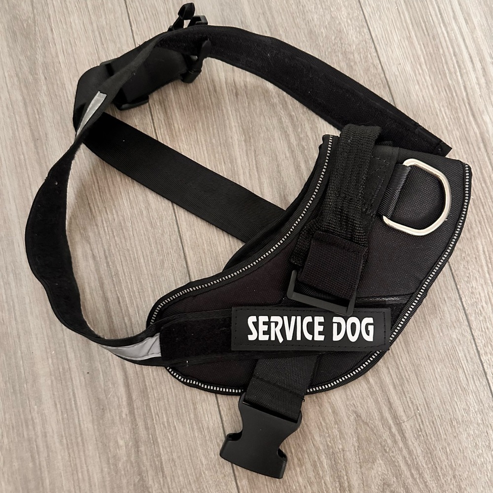 Service Animal Harness Black Size Medium (26”-29”) Nee Without Tags.